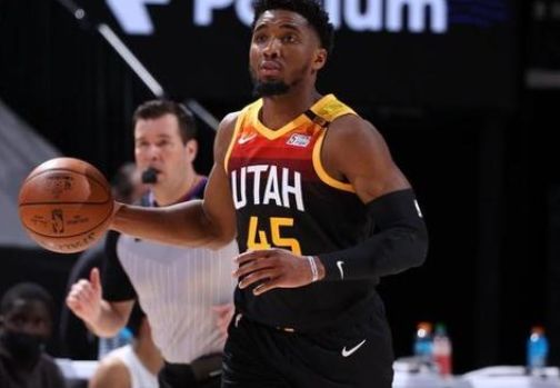 净利落地收 净利落地收